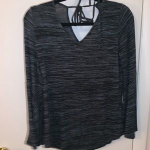 Tie back flare sleeve long sleeve top